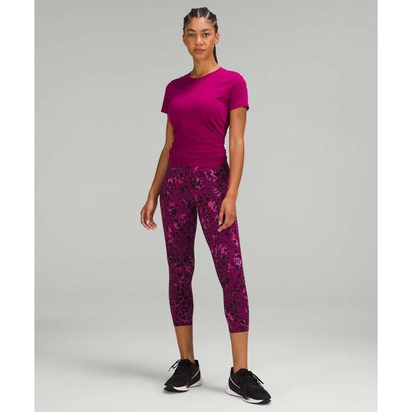 LULULEMON Base Pace High-Rise Crop 23" 14 Cheetah Camo Magenta Purple Multi - Picture 4 of 9